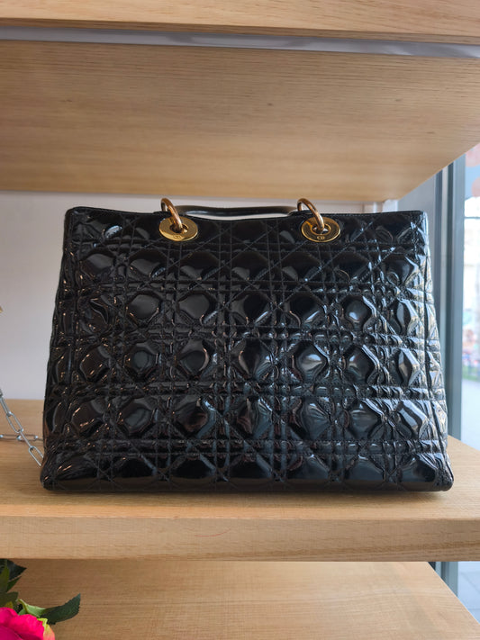 Cabas Lady Dior grand modèle